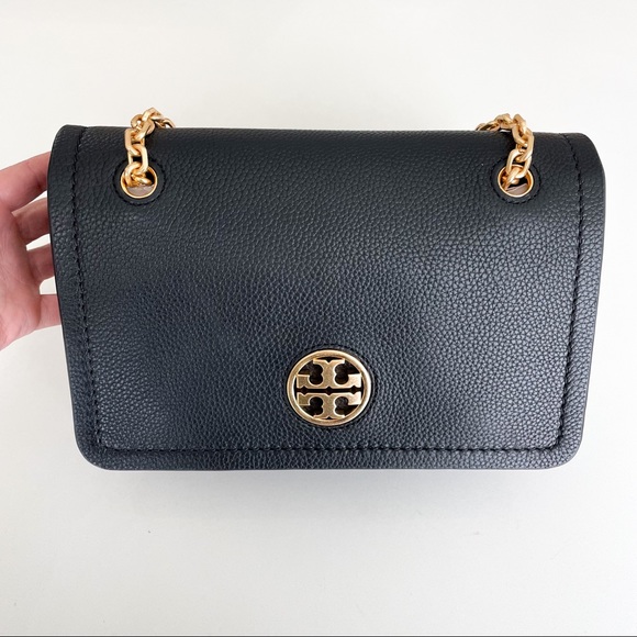 Tory Burch Handbags - Tory Burch Carson Convertible Leather Crossbody
